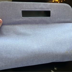 Monat Thermal Bag & 3 Round brushes